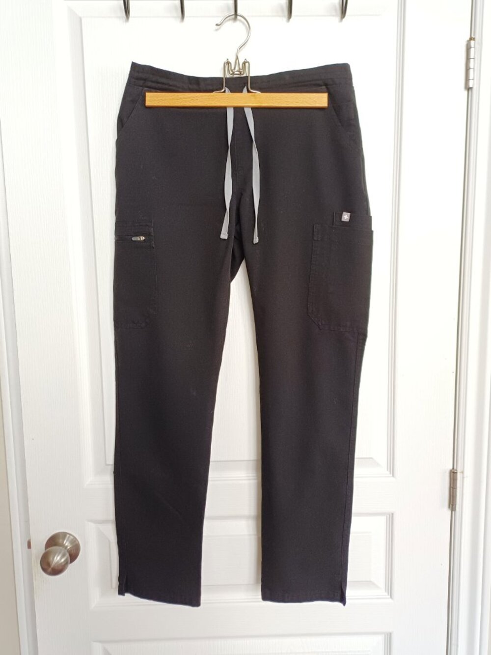 Figs Yola S Black Scrub Pants